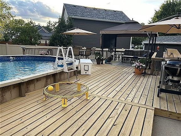 Deck and pool with Gazebo