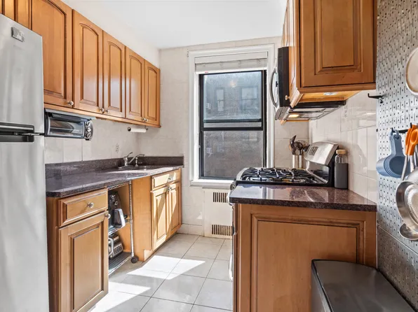 83-80 118th Street image 4 of 19