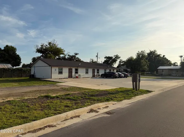 2600 E 1st Plz, Panama City, FL 32401