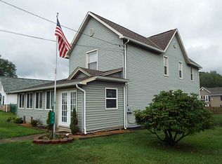111 School St, Bruin, PA 16022