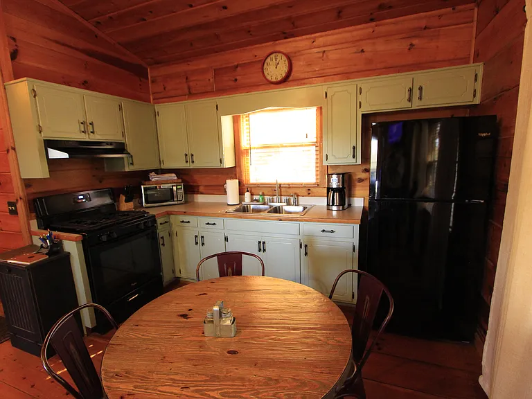 319 Laurel Creek Rd — Photo 6