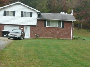 120 Schultz Rd, Mars, PA 16046