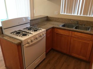 15581 Pasadena Ave APT C, Tustin, CA 92780