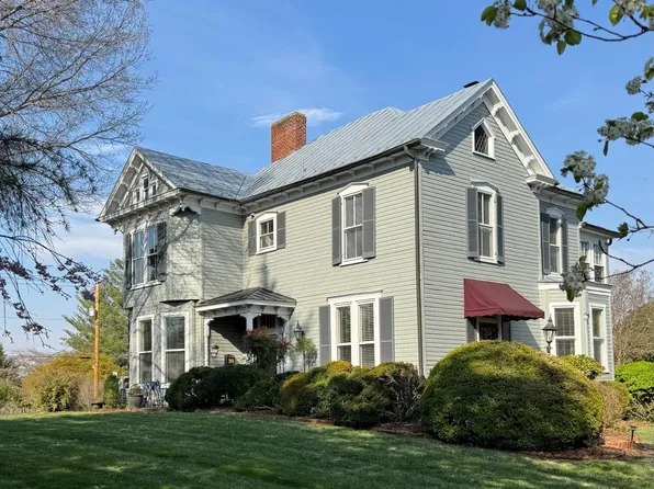 105 Briarwood St, Lynchburg, VA 24503