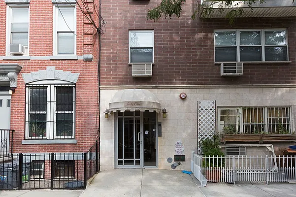 Rented by MNS | media 15