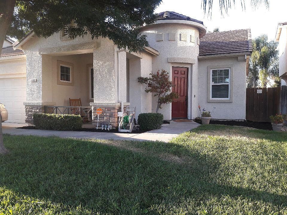 1st image of 2609 Novi Dr