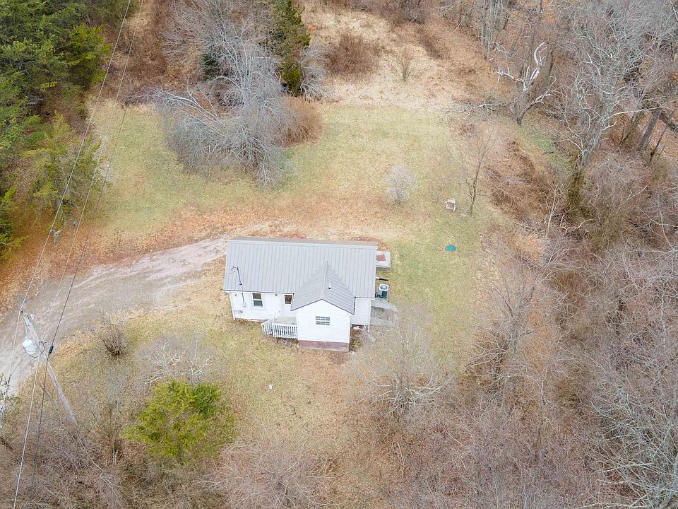 1st image of 3300 Meadowbrook Dr