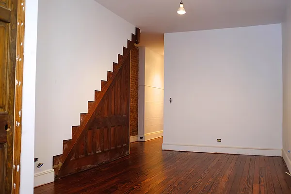 Rented by Urban Real Estate Property Group Inc | media 29