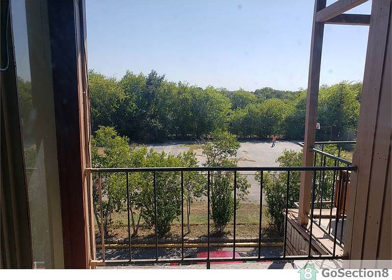 1st image of 4032 E Southcross Blvd