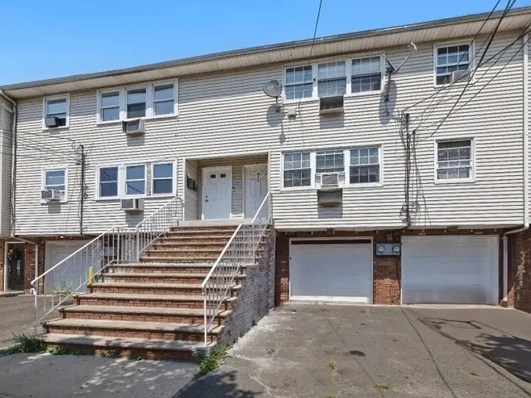 515 Livingston St #2 — Photo 1