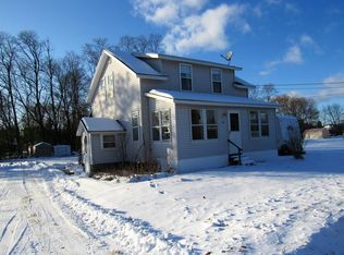 29 Jackson St, Keeseville, NY 12944