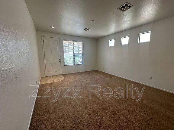 4th image of 4992 Villa Altamura St
