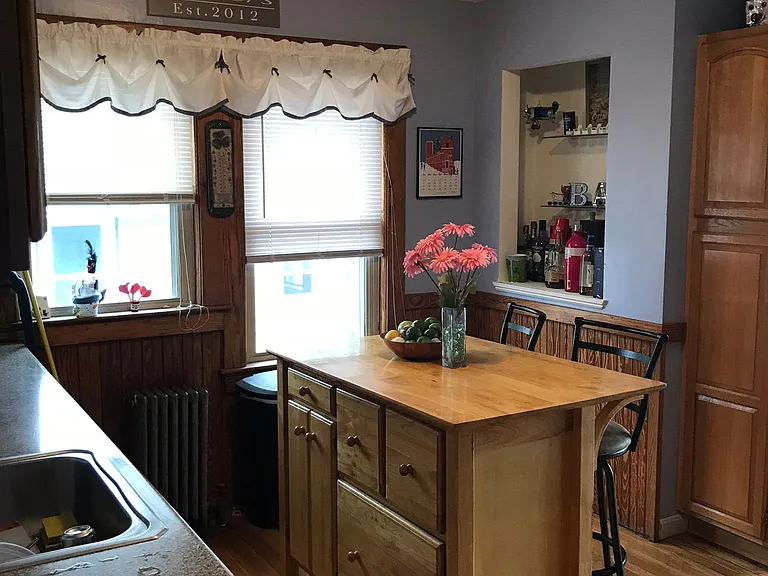45 Pierce Ave — Photo 3