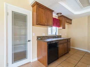 902 N Tribune St, Redlands, CA 92374