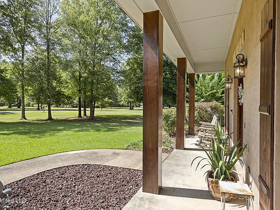 4th image of 1040 Emileigh Dr