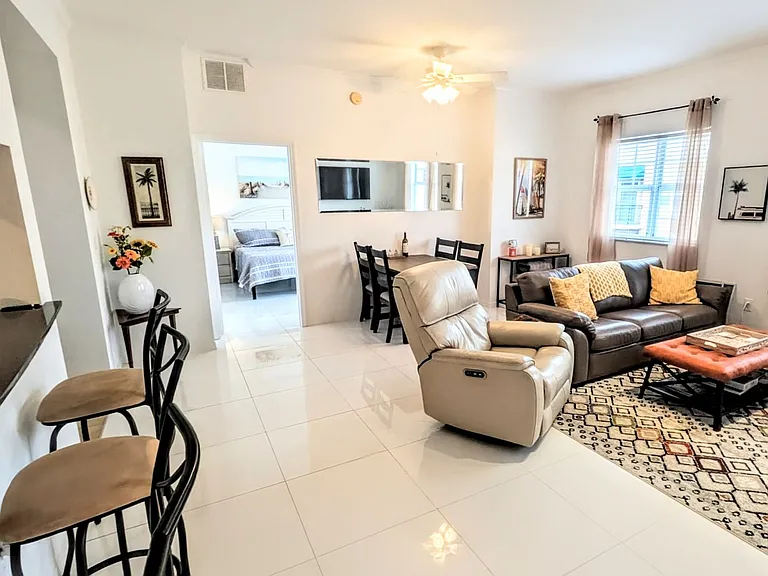 1064 N Tamiami Trl #1606 — Photo 3