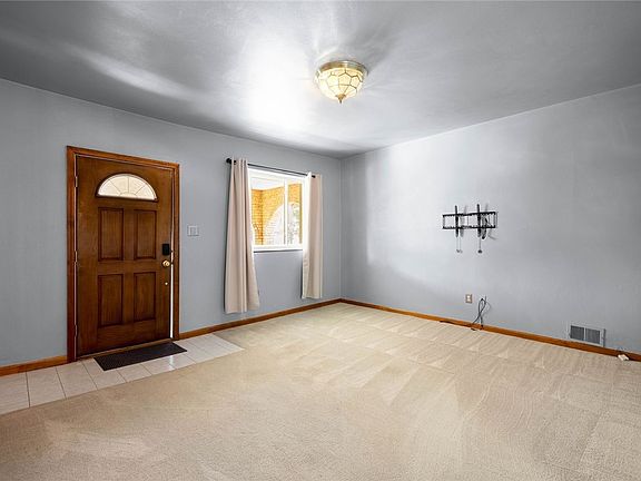 5th image of 1734 Rutledge St