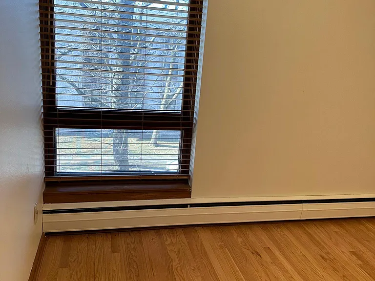 505 E Henry Clay St #204 — Photo 20
