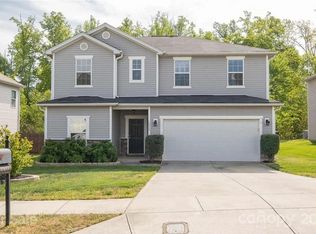 10433 Kempsford Dr, Charlotte, NC 28262