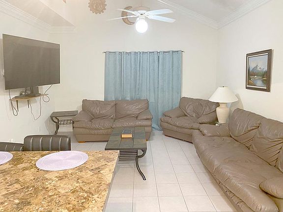 4th image of 114 E Bahama St #7