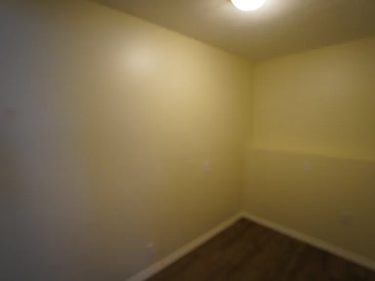 324 E 1100 N — Photo 28