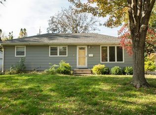 1264 Deloris Dr, Waterloo, IA 50701