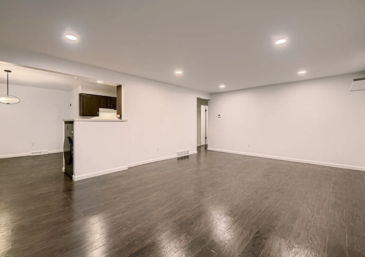 3125 N Raleigh St — Photo 4