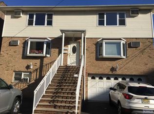 614 Gorge Rd, Cliffside Park, NJ 07010
