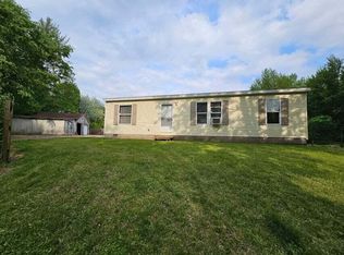 704 38th St, Allegan, MI 49010