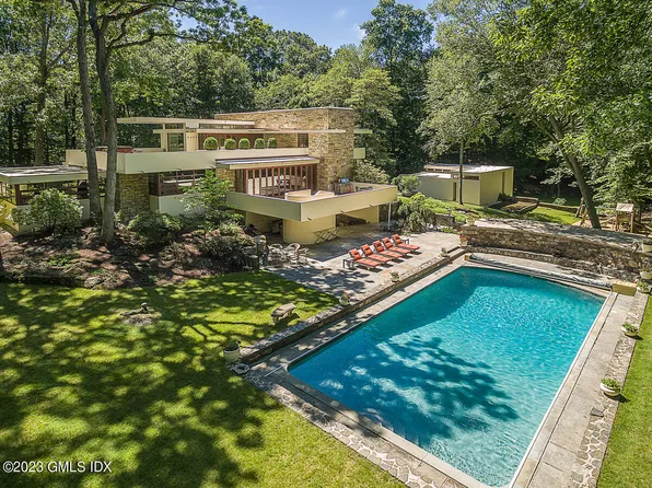 51 Pecksland Rd, Greenwich, CT 06831