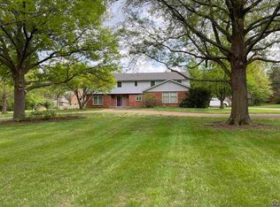 5915 SW 34th Ter, Topeka, KS 66614