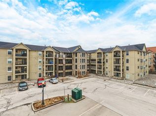 1451 Walkers Line #313, Burlington, ON L7M 4P1