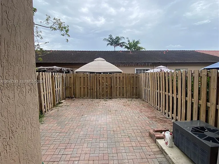 13765 SW 170th Ter #13765 — Photo 8