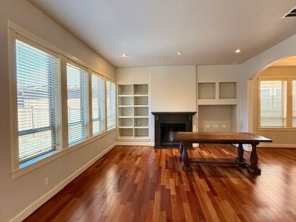 3rd image of 61103 Aspen Rim Ln