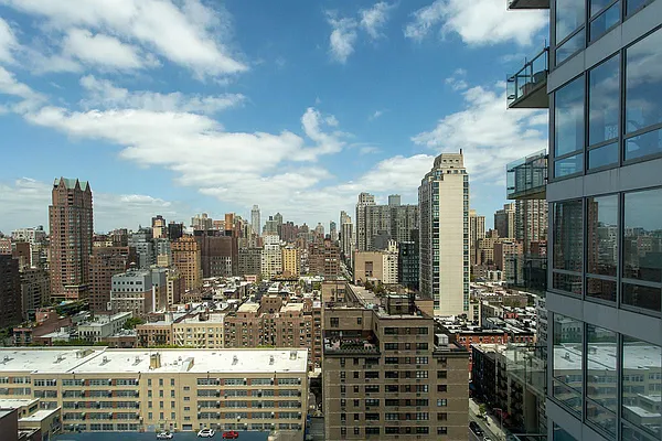 Sold by Compass | media 20