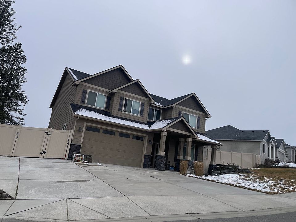 2nd image of 9305 W Floyd Dr