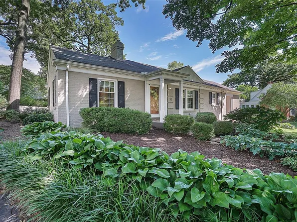 57 Chafford Woods, Saint Louis, MO 63144