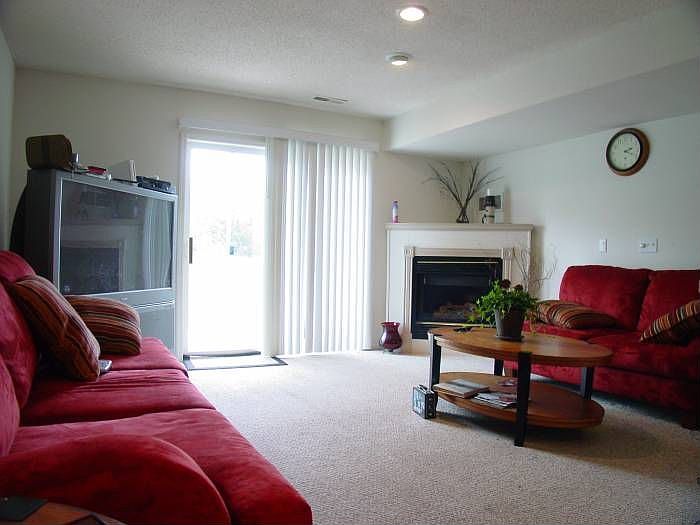 Trim will be brown in thi