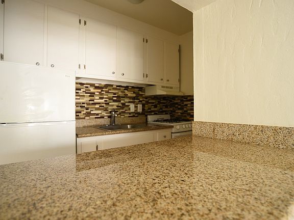4th image of 3600 Dimond Ave APT C