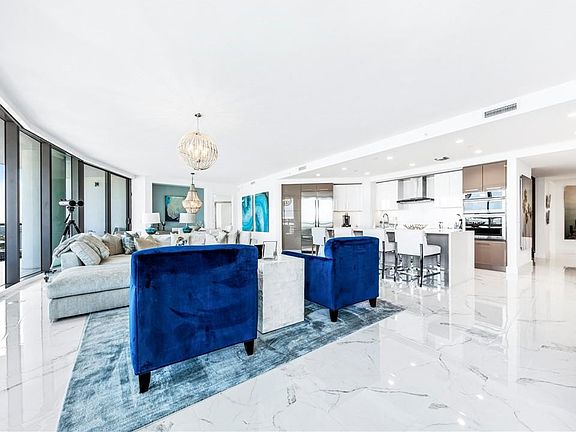 4th image of 100 E Las Olas Boulevard #3503