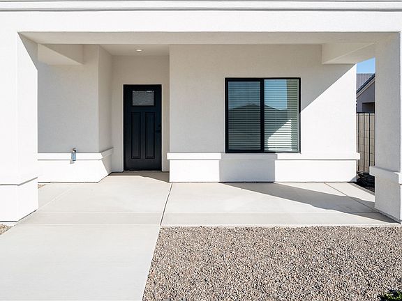5th image of 2195 E Hayden Way