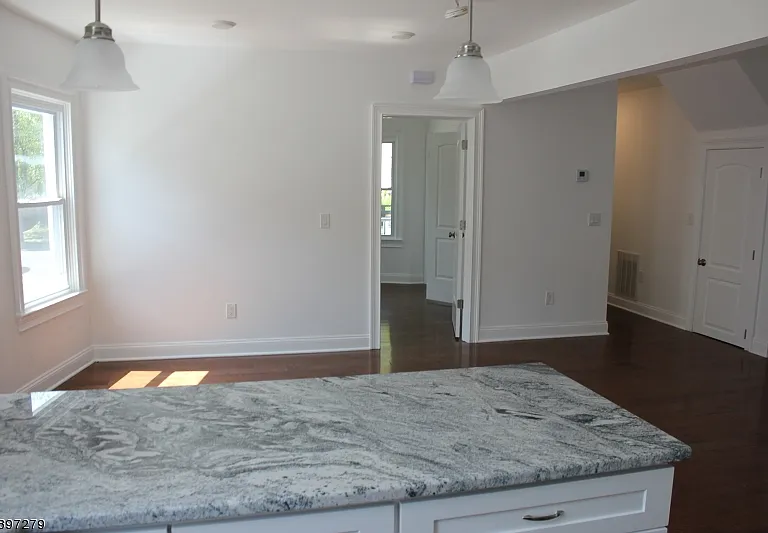 67 N Willow St — Photo 3