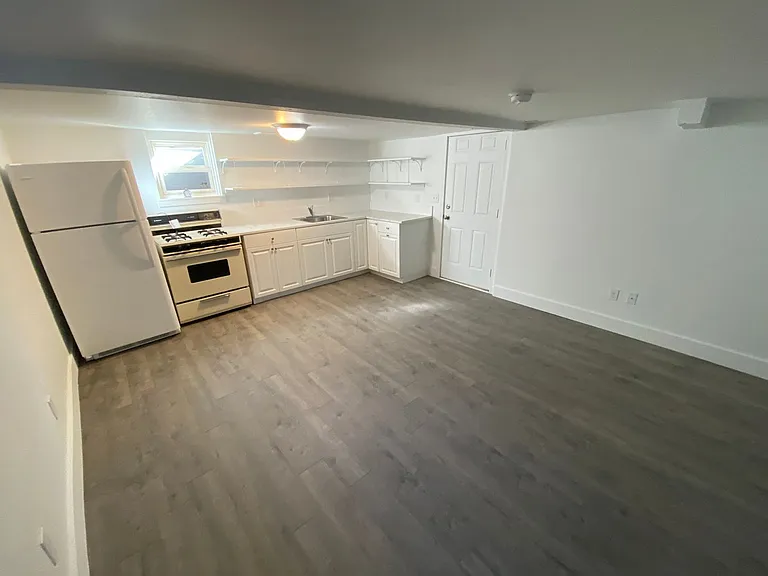 344 Delaware Ave #5 — Photo 4
