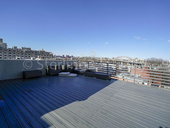 3rd image of 2309 Astoria Blvd #2E