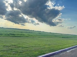 110 Trinity Shores Dr, Port Lavaca, TX 77979