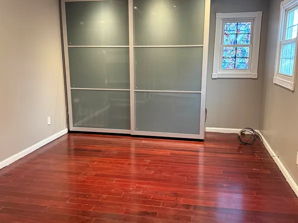 1106 91st Street image 11 of 22