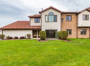 7183 Village Dr, Mentor, OH 44060