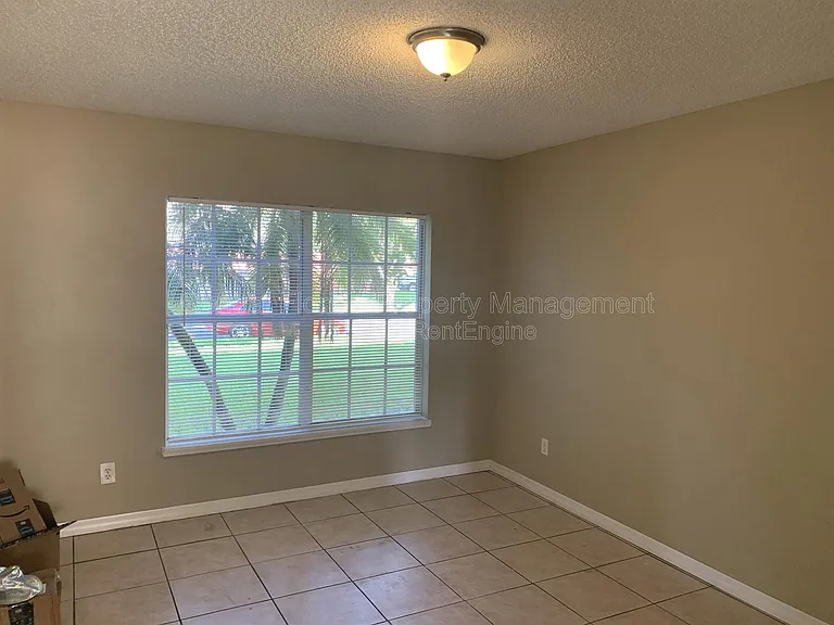 4417 Pembridge Ave — Photo 5