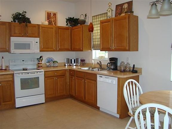 5th image of 10193 Mainsail Dr