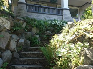 1311 E Boston St, Seattle, WA 98102
